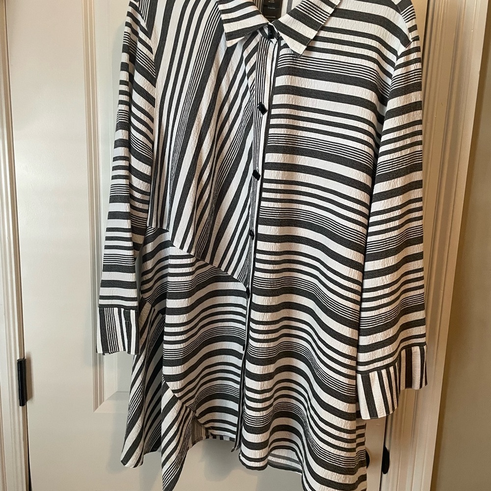Ali Miles Tunic
